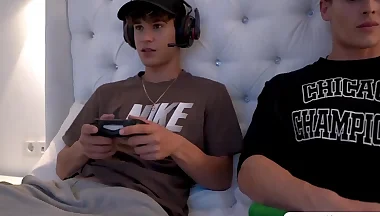 Alan and Melvin – Do You Wanna Play?