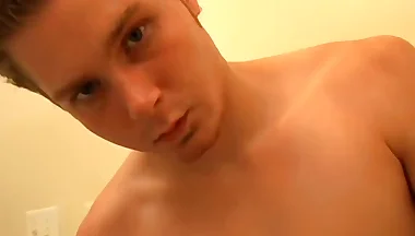 Gay Shoots Oozing Warm Load In His White Undies